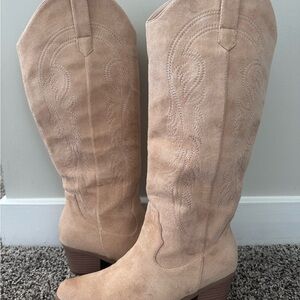 Tan Suede Women's Western Boots